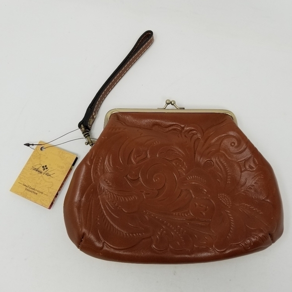 Patricia Nash Savena Wristlet Florence Tooled Leather Clutch Brass Kiss Lock